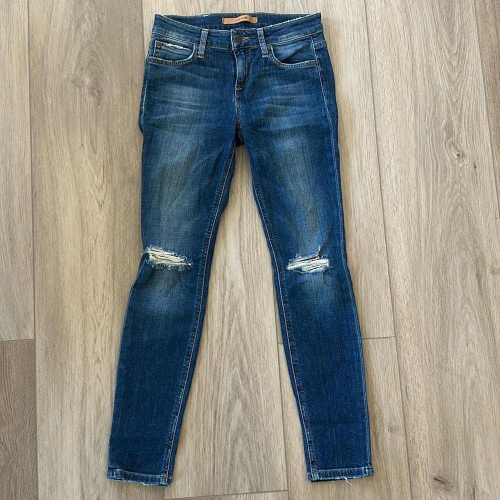 Joe’s Jeans Mid-Rise Skinny Ankle